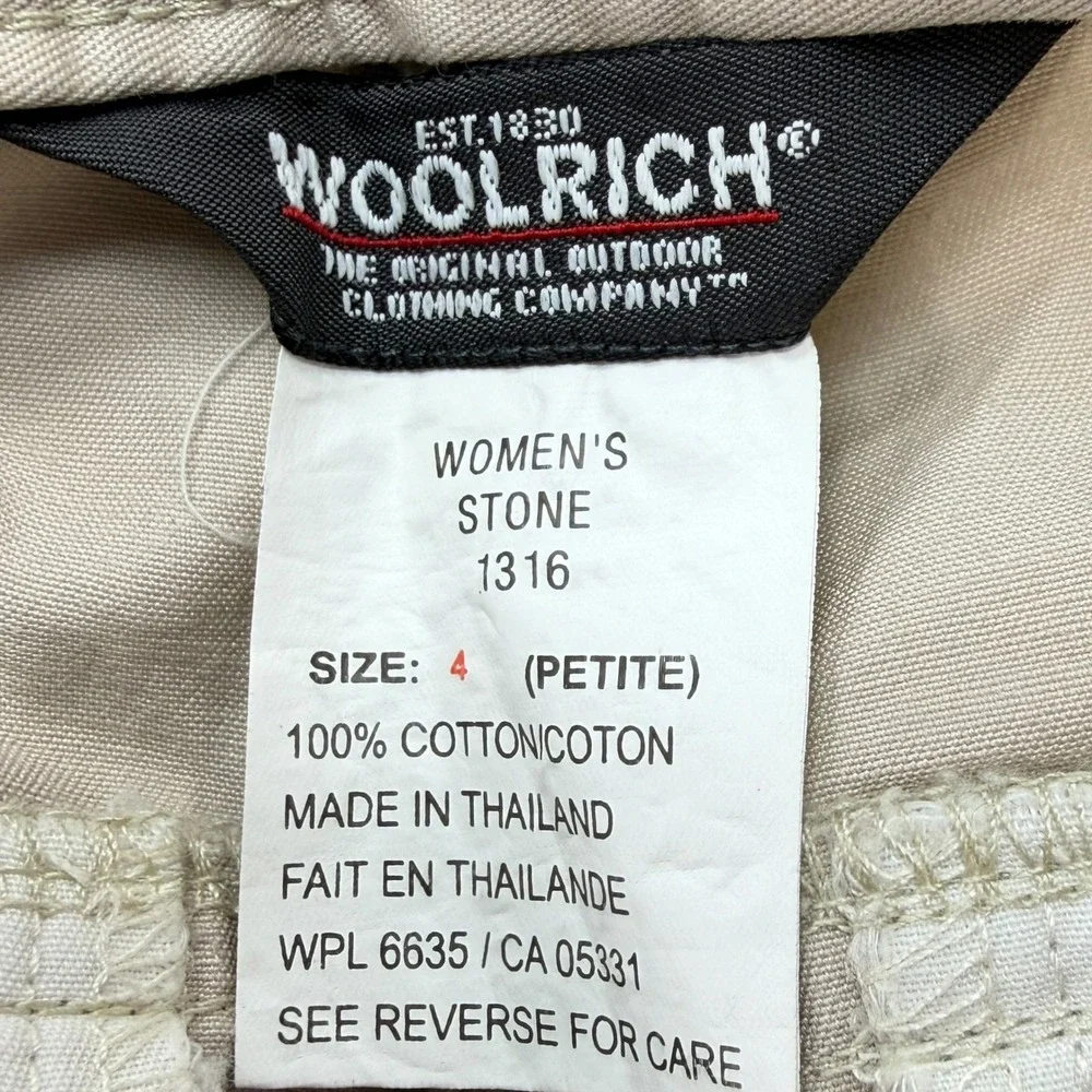 Woolrich Womens Shorts 4 Petite Kenna Stone Beige 100% Cotton Solid Chino Hiking